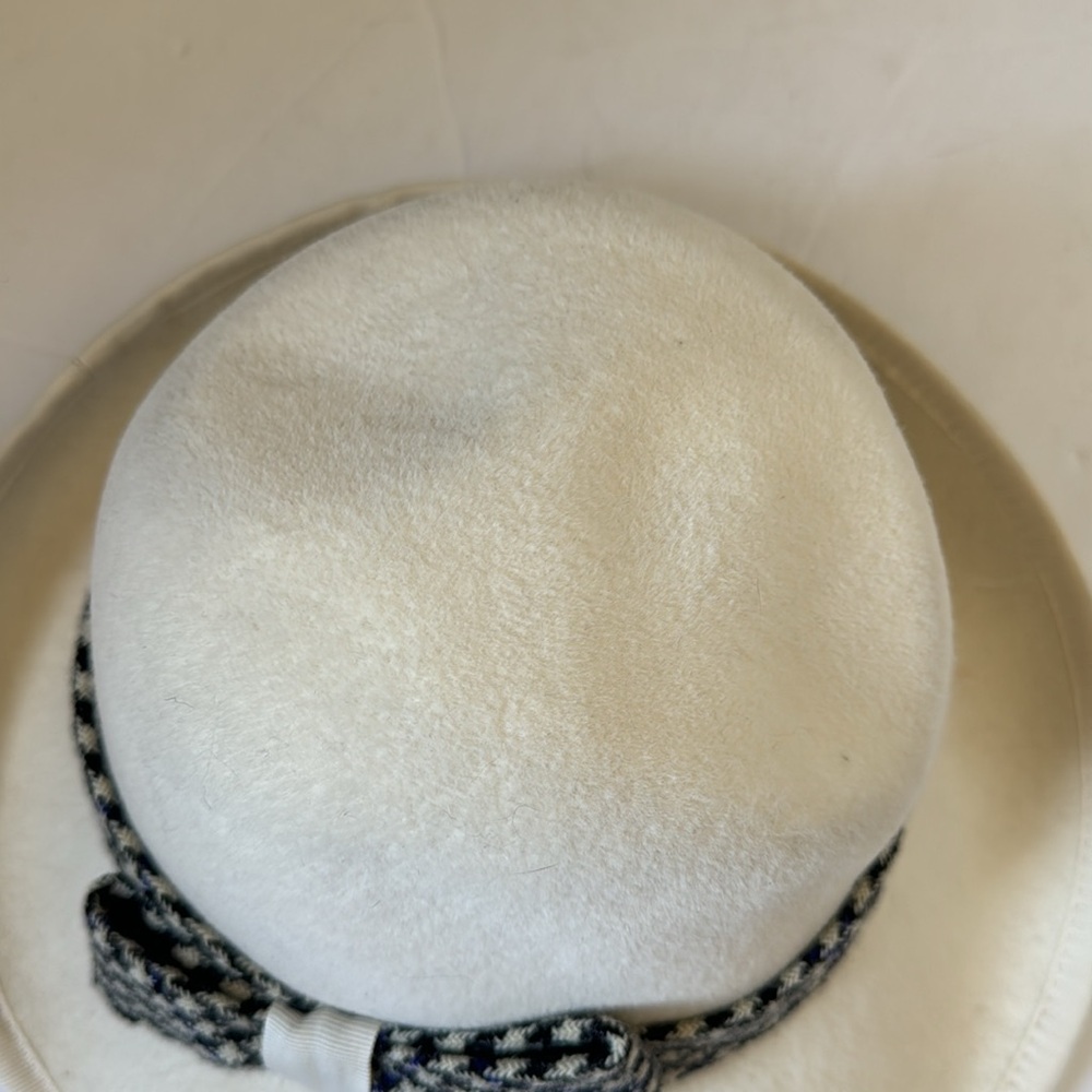 Anna Rizzo hat - Picture 3 of 6